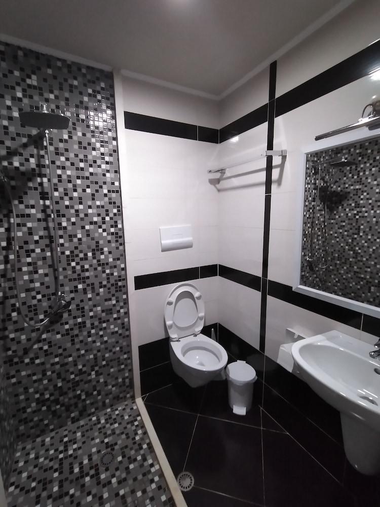 Hotel Kastria Tirana Exteriér fotografie
