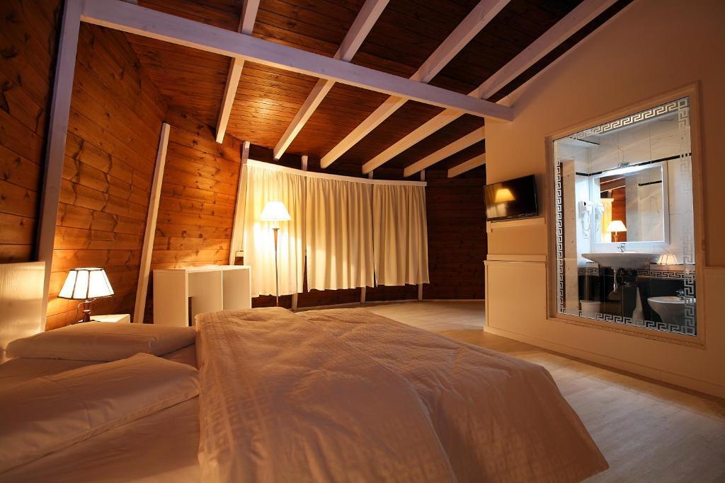 Hotel Kastria Tirana Exteriér fotografie